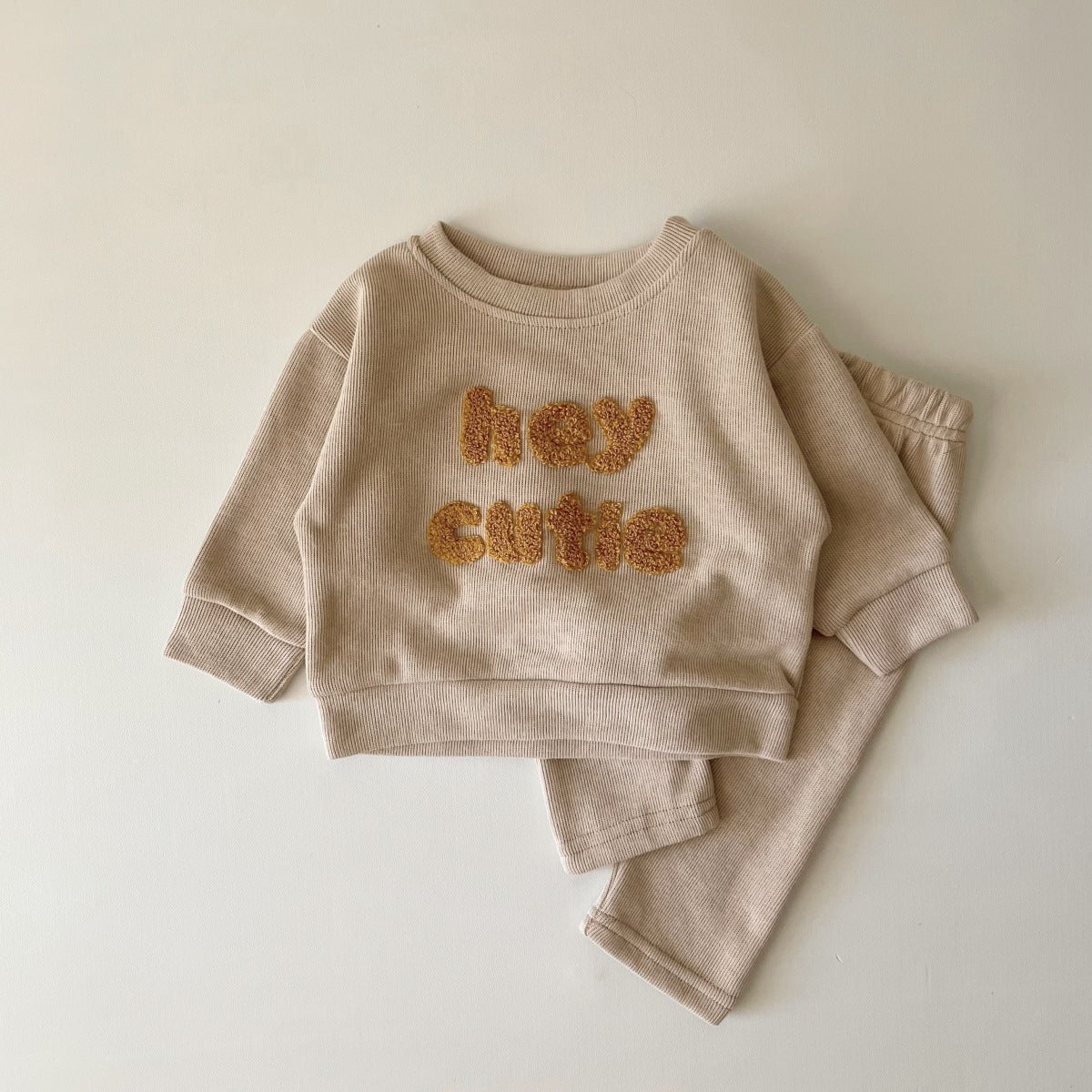 Newborn Alphabet Embroidery 2-Piece Set (Spring & Autumn)